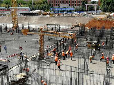 基建處多措并舉統籌推進學生返校疫情防控與呈貢校區二期工程建設工作